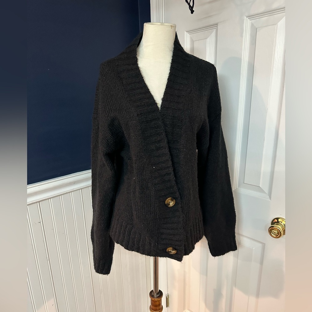 Anthropologie Black Cardi size L. NWOT